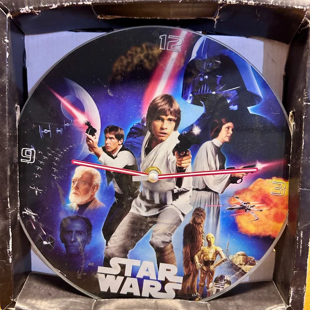 Star Wars Glass Wall Clock‎ Vandor 9in Multicolor Glass New hope luke skywalker